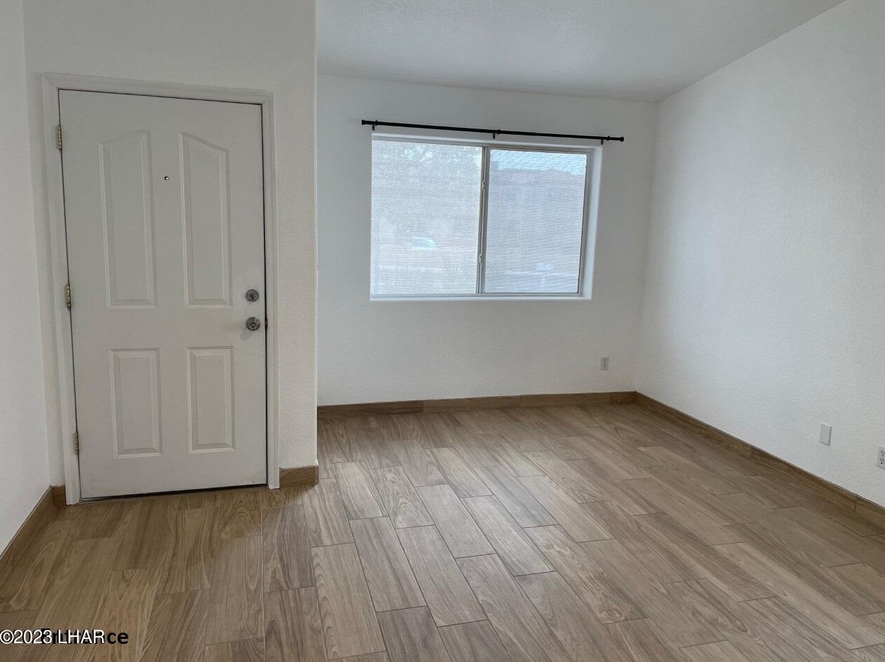 3171 Kearsage Dr ##102, Lake Havasu City, AZ 86406