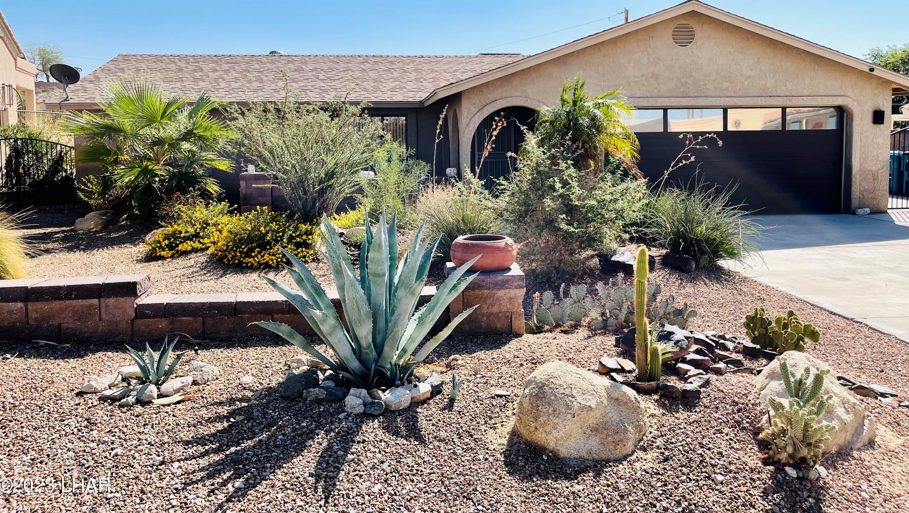 3968 Duke Ln, Lake Havasu City, AZ 86404