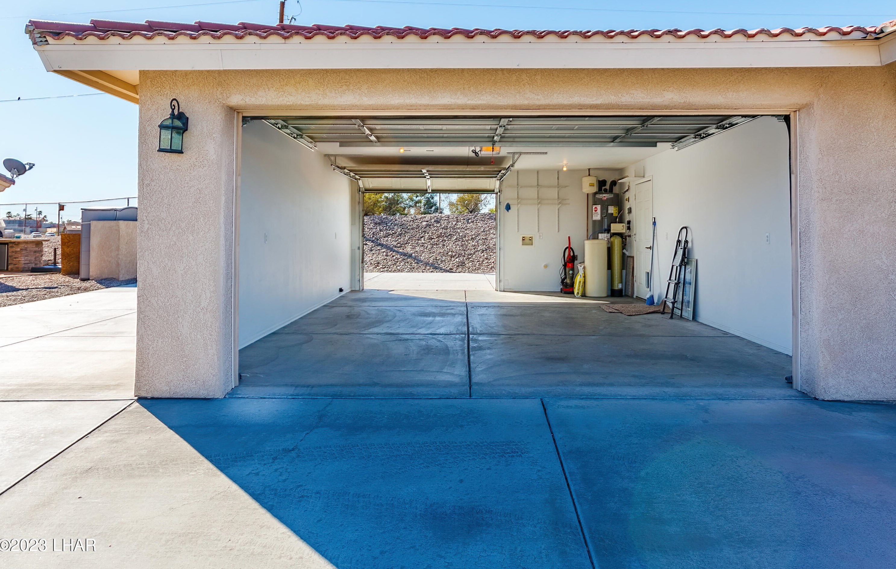 2880 Kiowa Blvd N, Lake Havasu City, AZ 86403