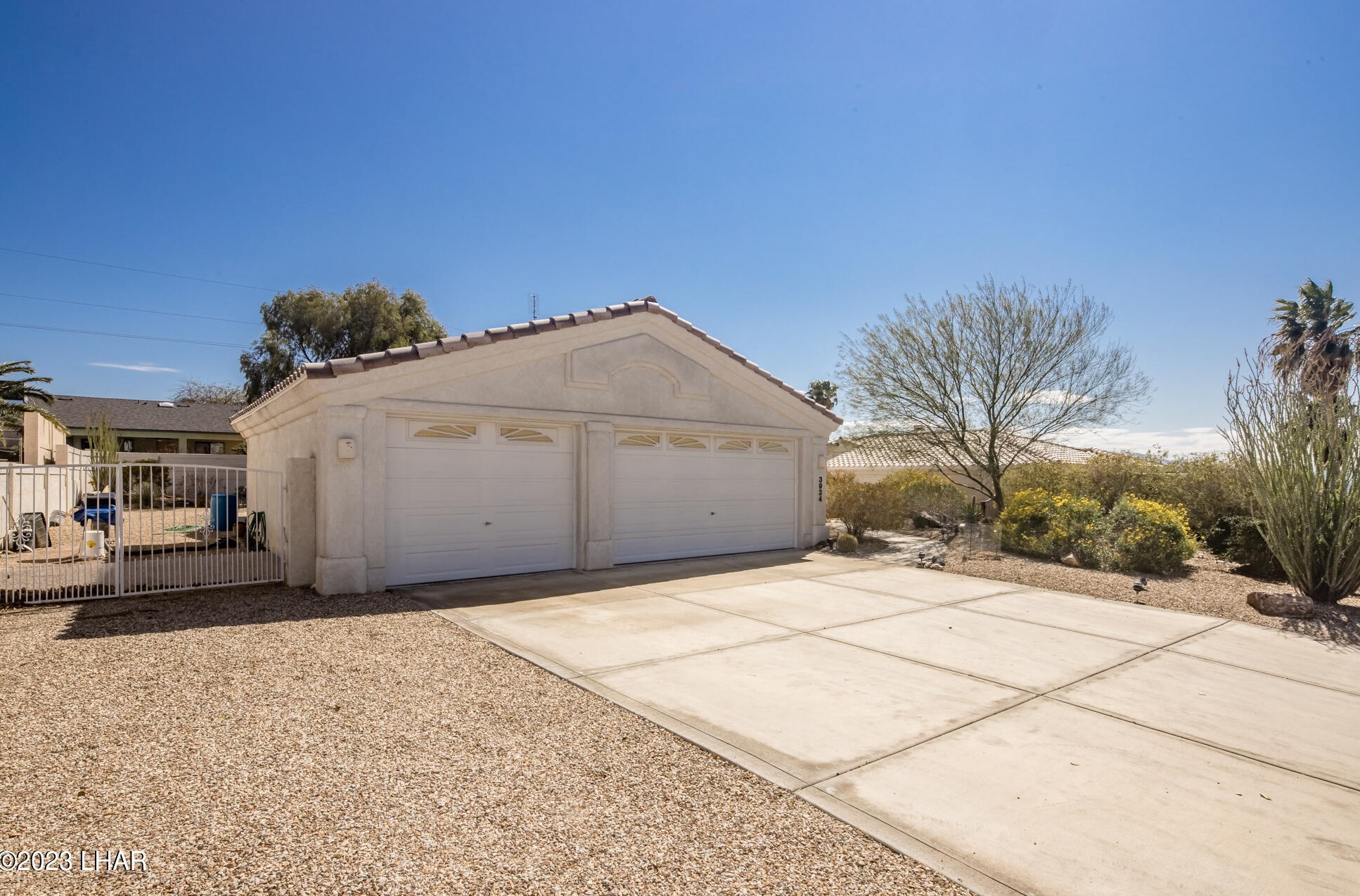 3934 Lunar Dr, Lake Havasu City, AZ 86406-4437