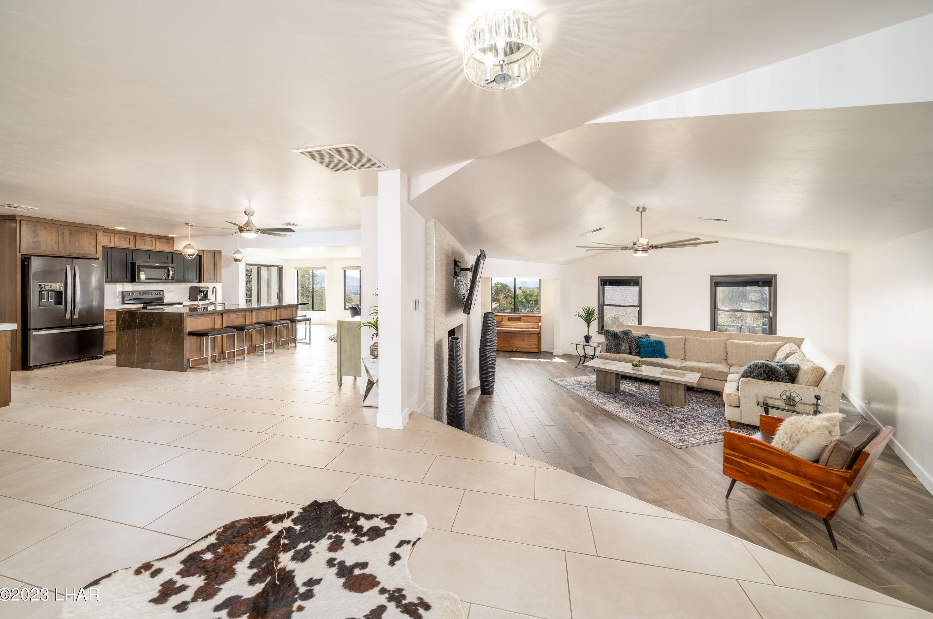 4081 Vega Dr, Lake Havasu City, AZ 86404
