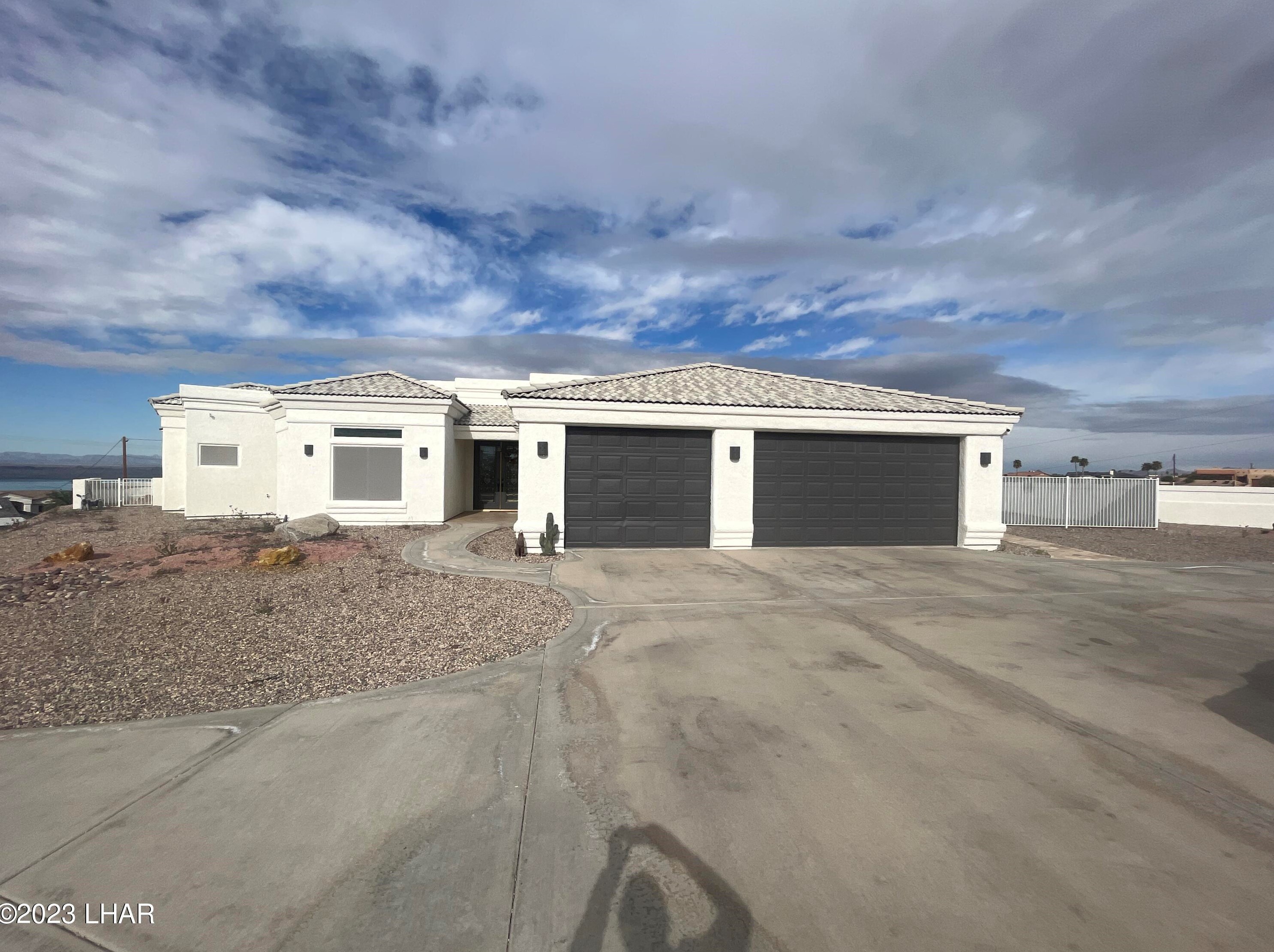 3411 Antelope Dr, Lake Havasu City, AZ 86404