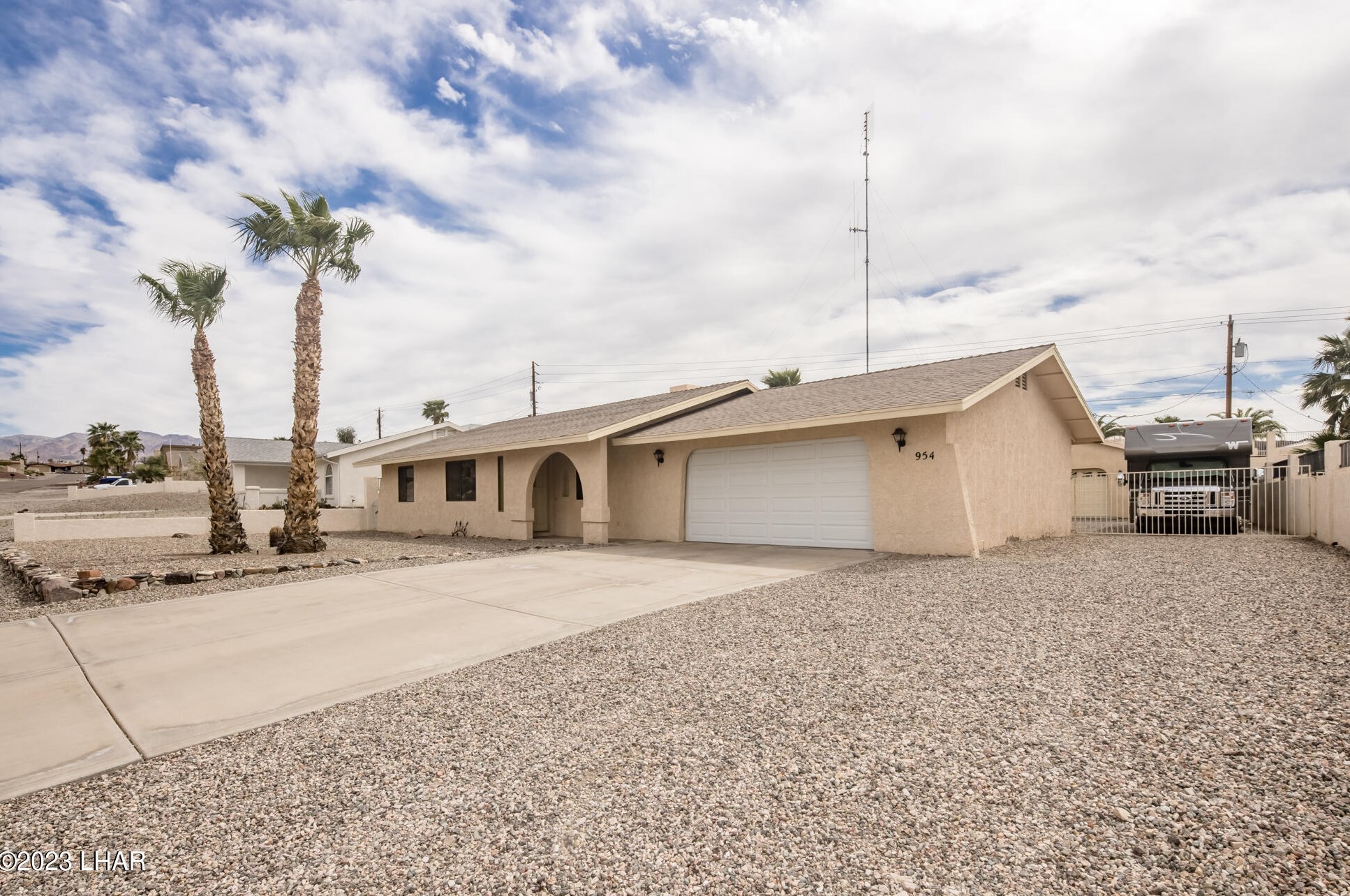954 Eager Dr, Lake Havasu City, AZ 86406