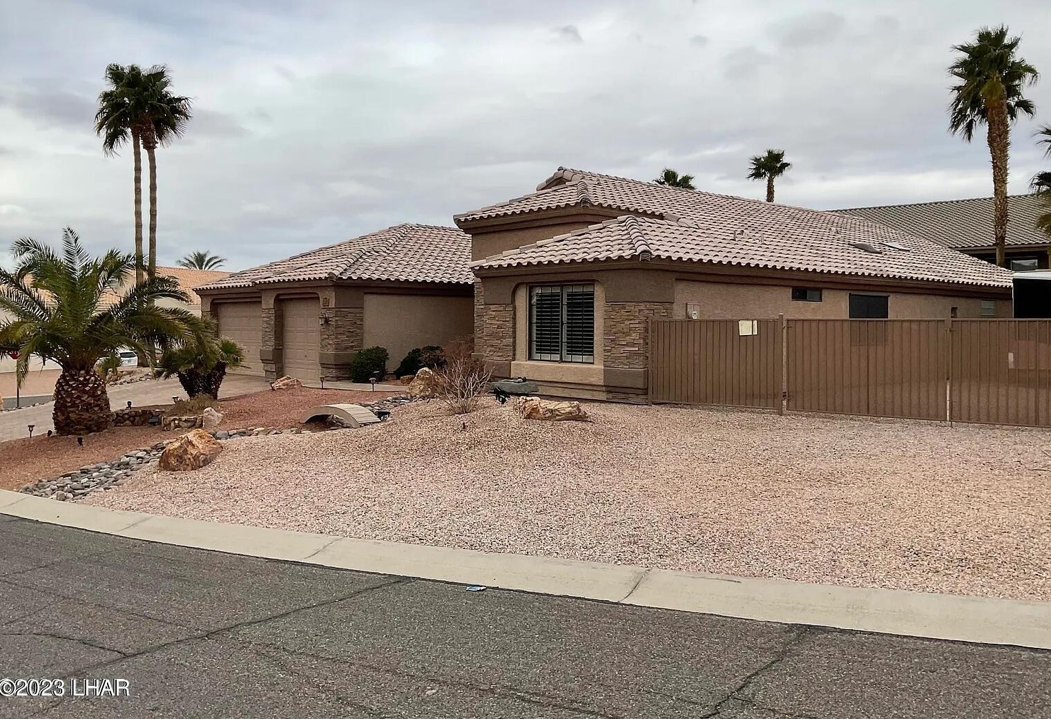 2241 Jacob Row, Lake Havasu City, AZ 86404