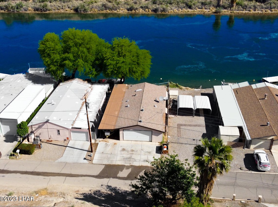 476 E Riverfront Dr, Parker, AZ 85344