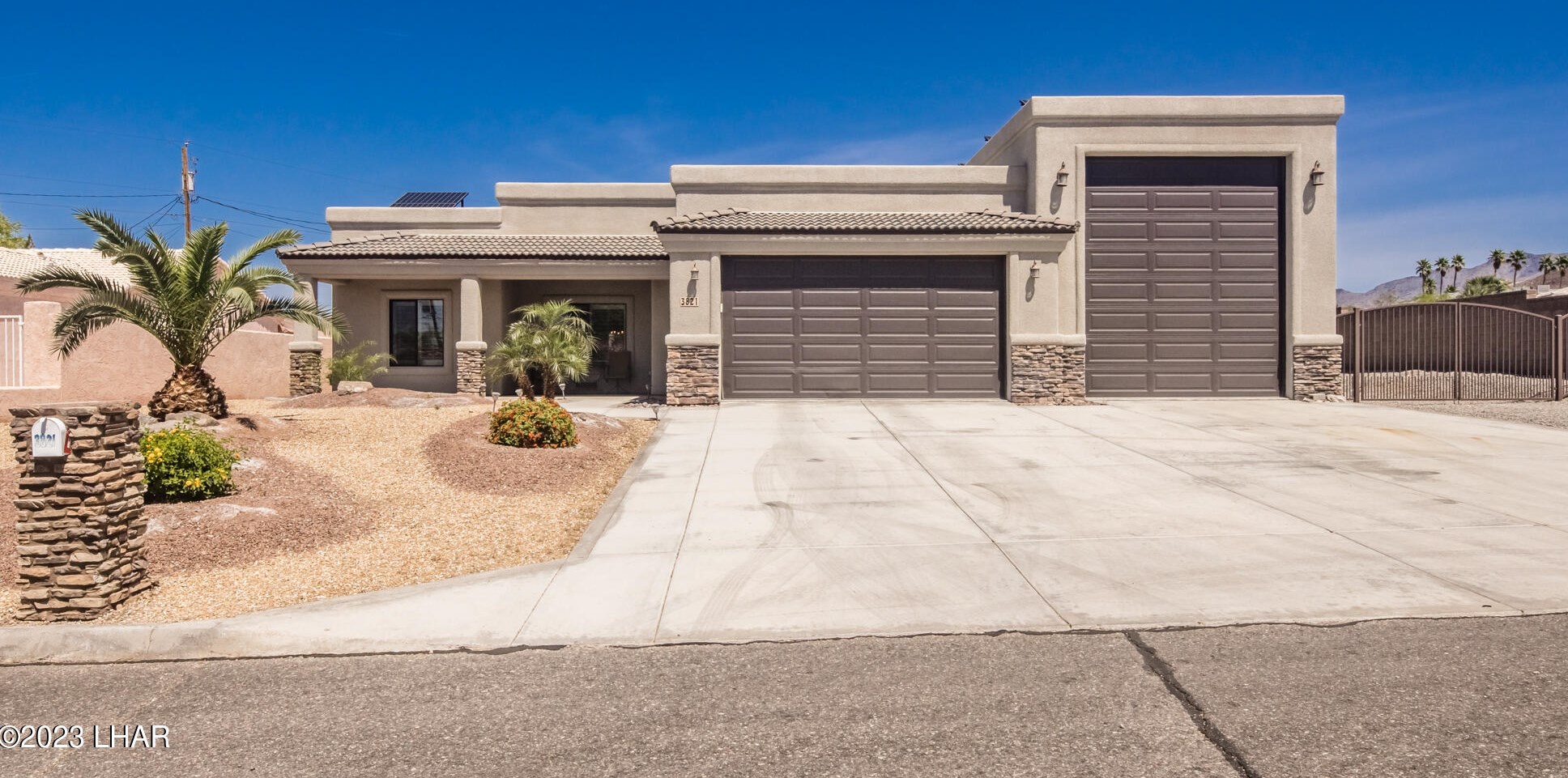3821 Tahitian Dr, Lake Havasu City, AZ 86406