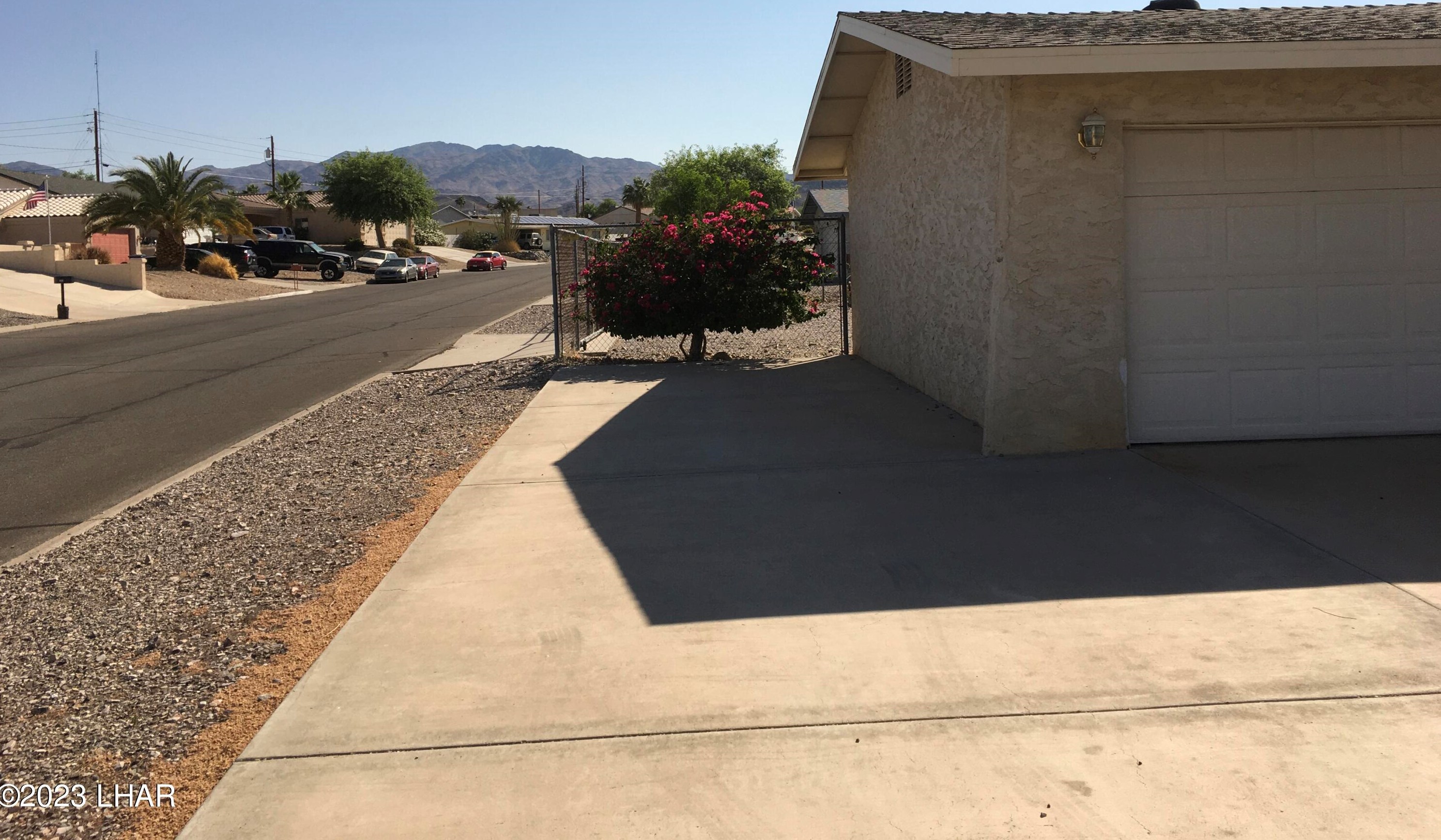 3705 Saratoga Ave, Lake Havasu City, AZ 86406