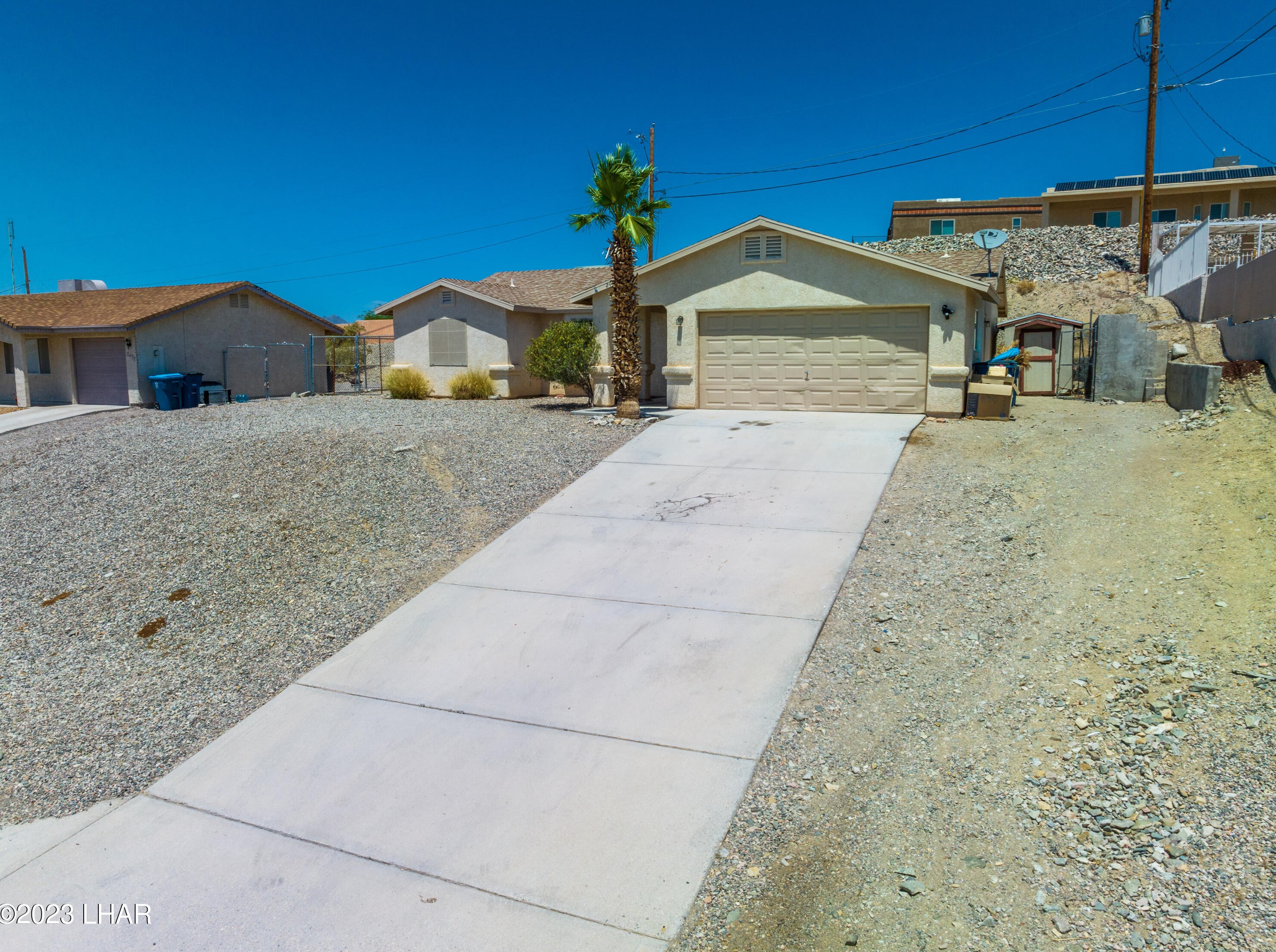 2443 Rainbow Ave N, Lake Havasu City, AZ 86403