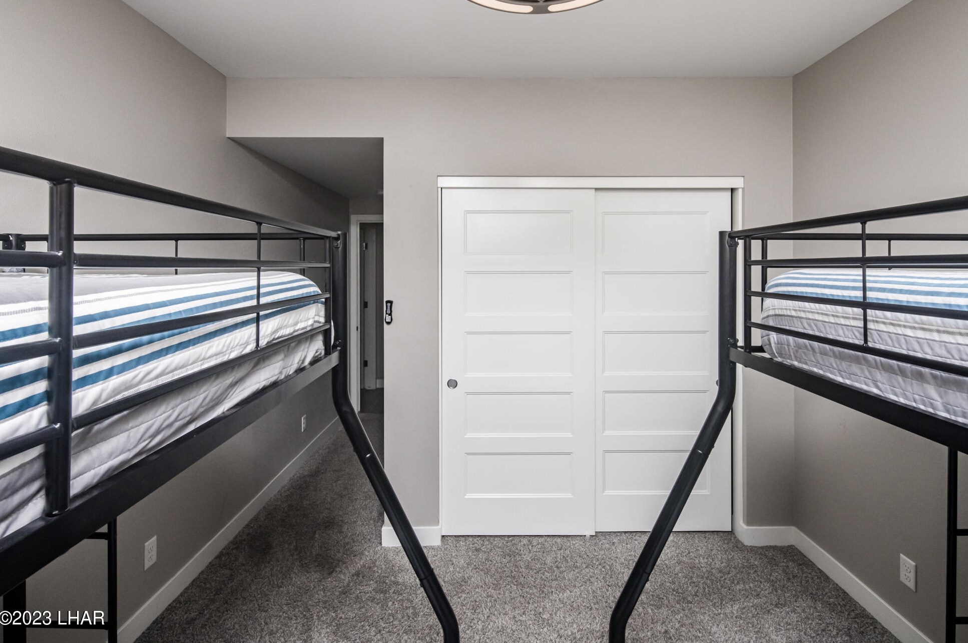 700 Empress Dr, Lake Havasu City AZ  86403-3305 exterior