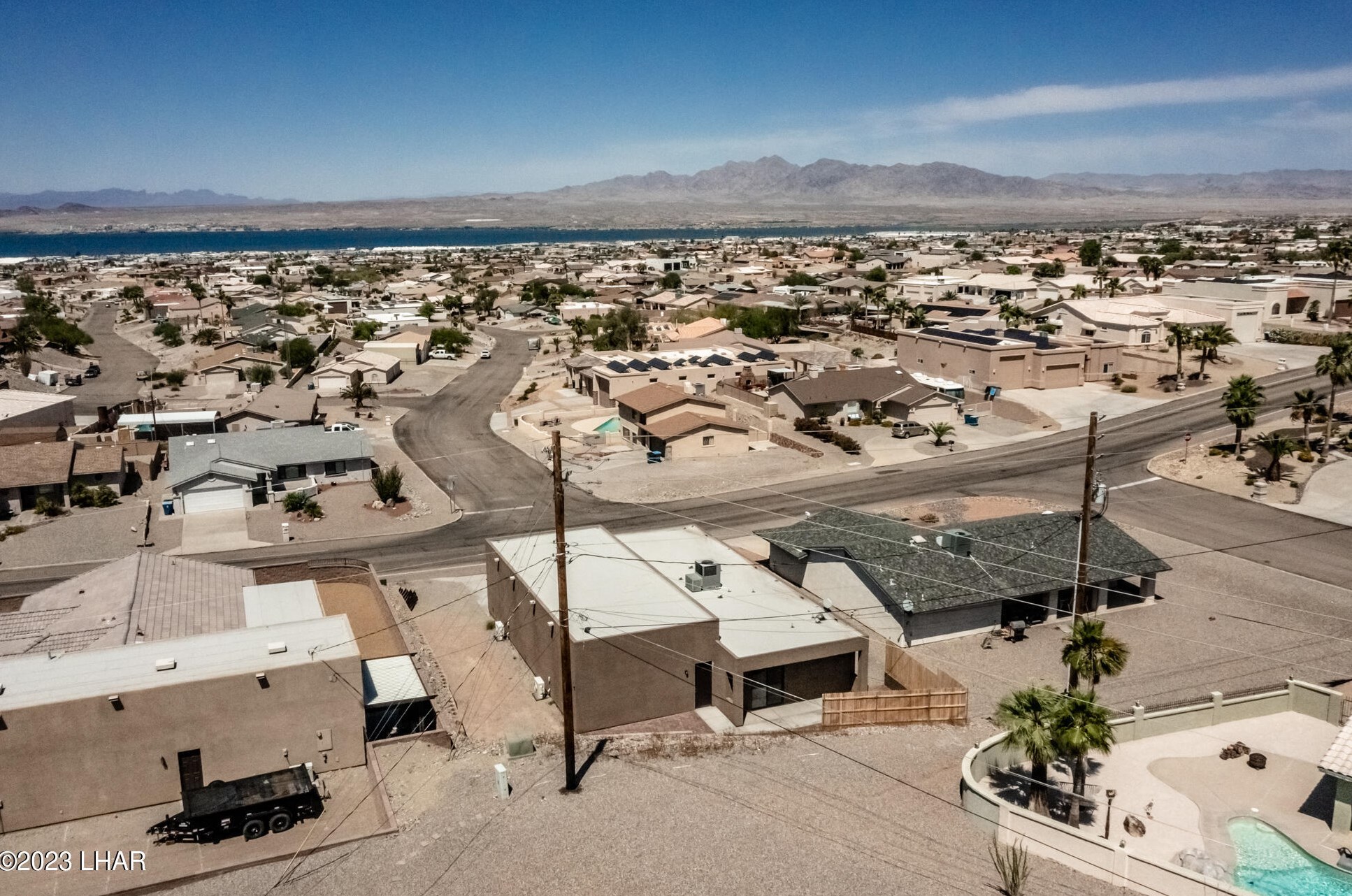 700 Empress Dr, Lake Havasu City AZ  86403-3305 exterior