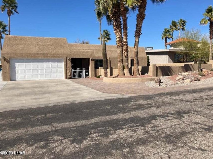 745 Paseo Granada, Lake Havasu City, AZ 86406