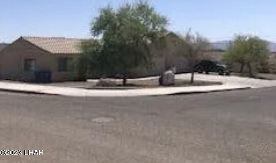 3500 Truckee Dr #102, Lake Havasu City, AZ 86406