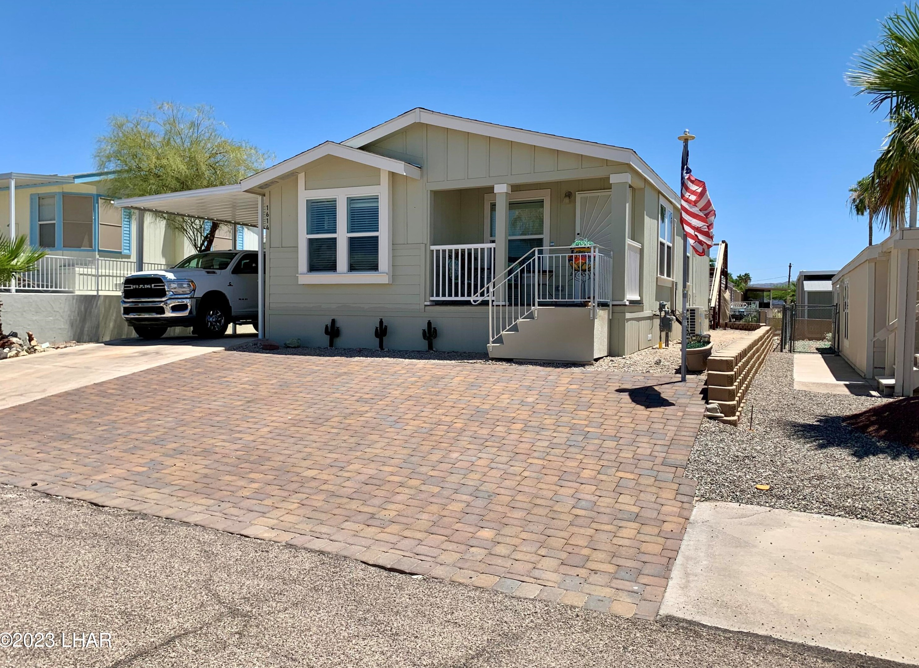 1614 Sea Knight Dr, Lake Havasu City, AZ 86403